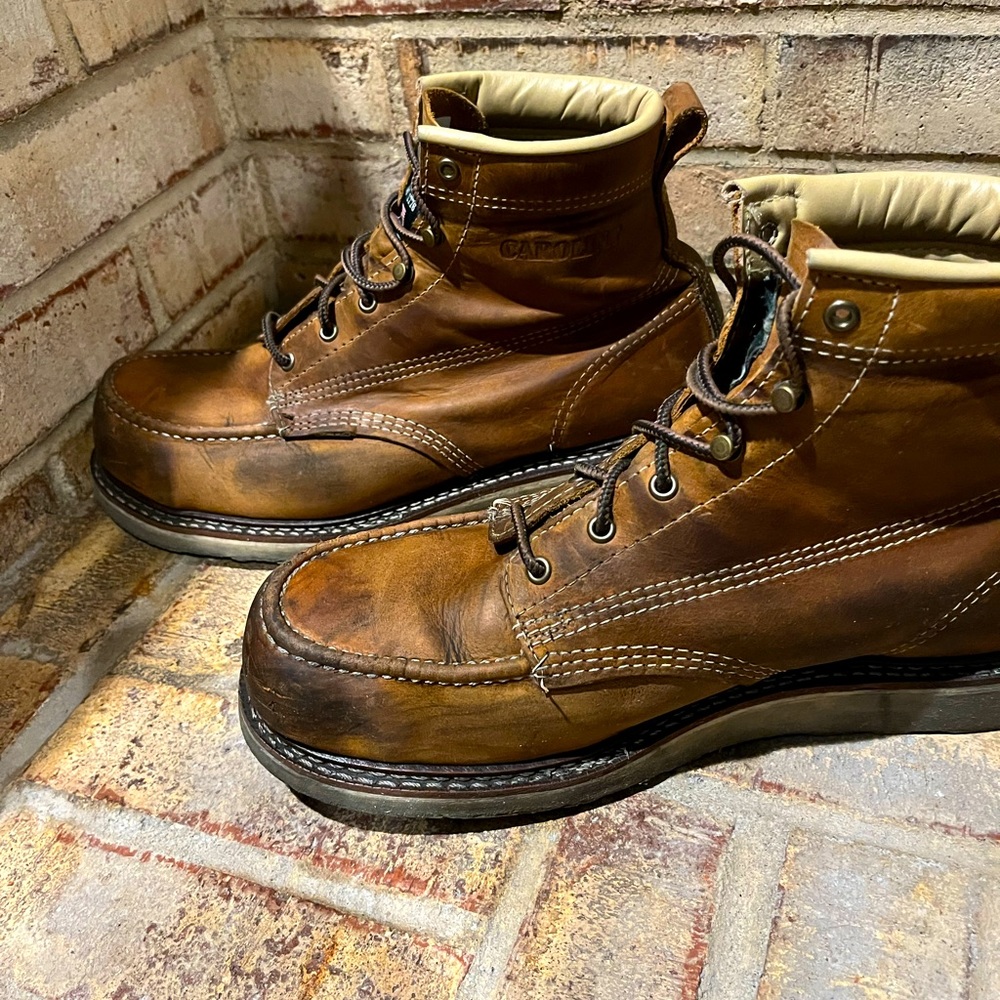 Carolina sz. 10-1/2 EE Safety toe in antiqued brown.